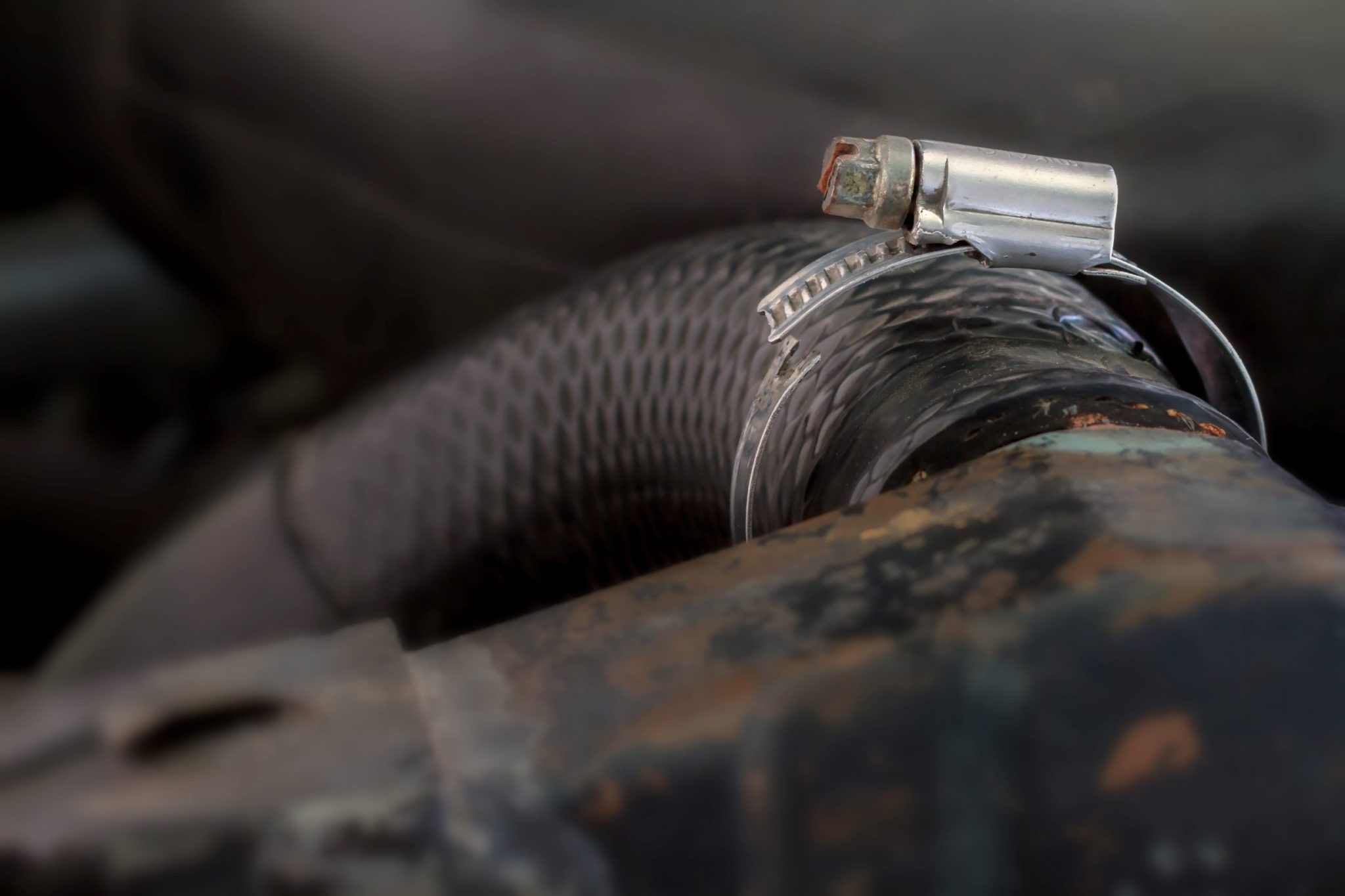 Hoses & Clamps Cutting Edges